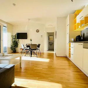  Apartment Topmodernes Sonnenwohnen Bei U-bahn Und Therme Oberlaa, 15 Min Bis Stephansplatz